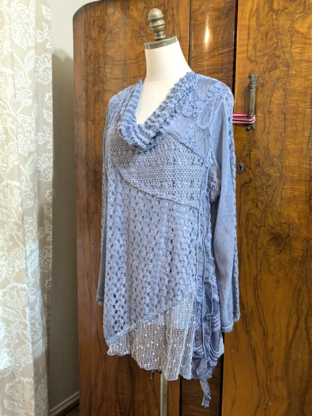 Simply Couture Blue Lace Patchwork Tunic Top XL Cowl Neck Boho Fairy Crochet - Picture 3 of 7